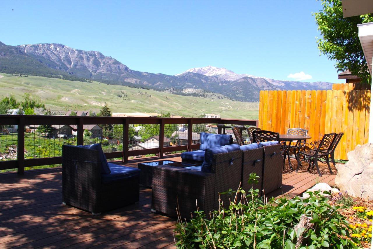 Yellowstone Treasure Guesthouses On The River جاردينر المظهر الخارجي الصورة