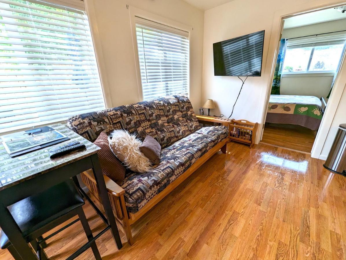 Yellowstone Treasure Guesthouses On The River جاردينر المظهر الخارجي الصورة