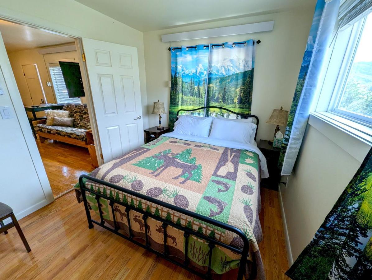 Yellowstone Treasure Guesthouses On The River جاردينر المظهر الخارجي الصورة