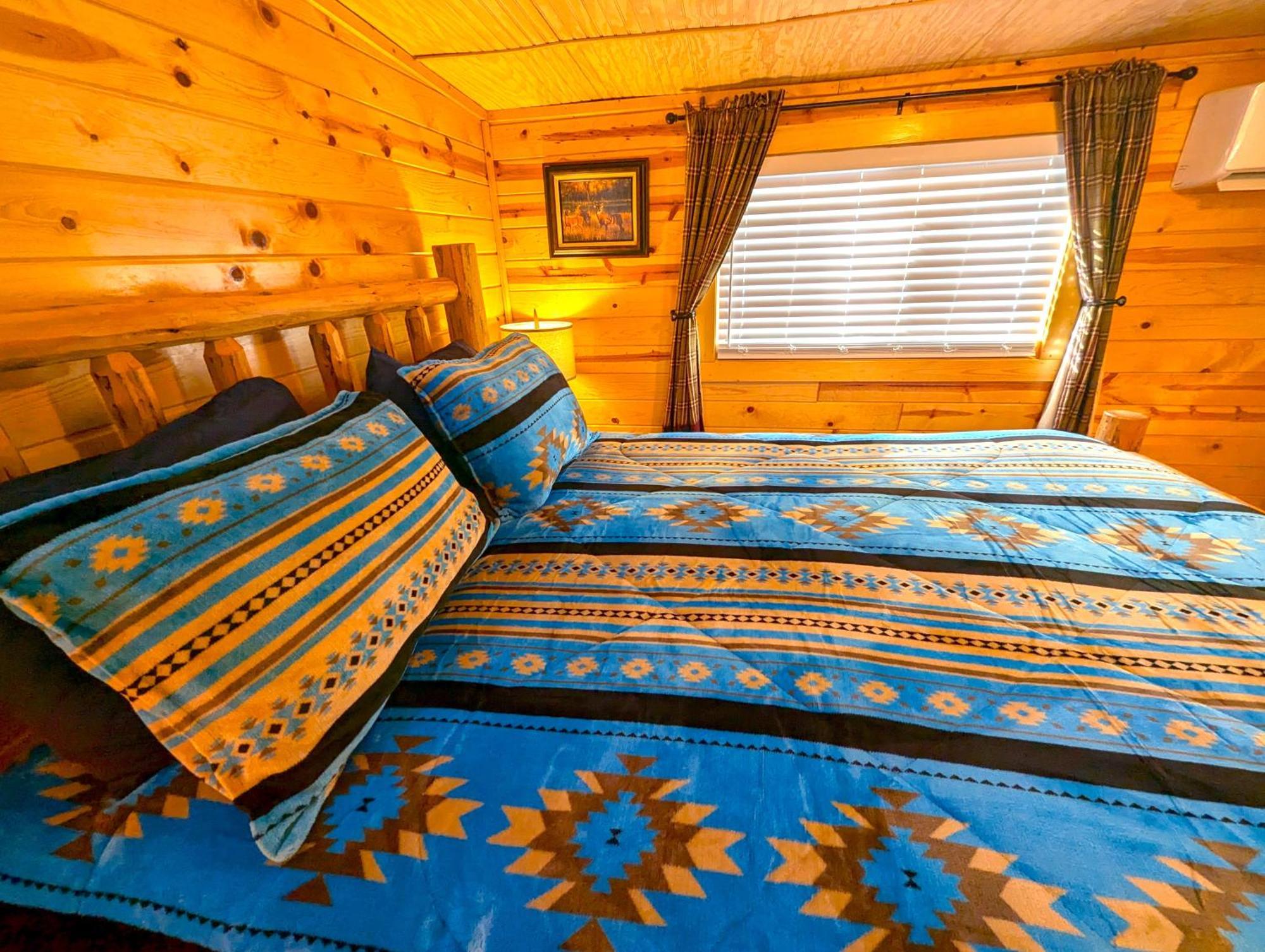 Yellowstone Treasure Guesthouses On The River جاردينر المظهر الخارجي الصورة